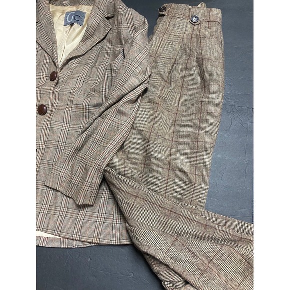 NOT AVAILABLE‎ - Picture 3 of 9